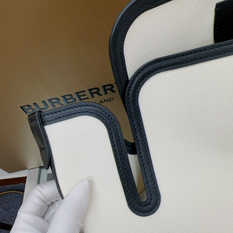 Bv*b*rry shopping bags